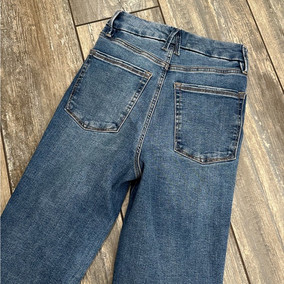 Good American Always Fit Good Curve Straight Jeans-Never Been Worn - Picture 6 of 6